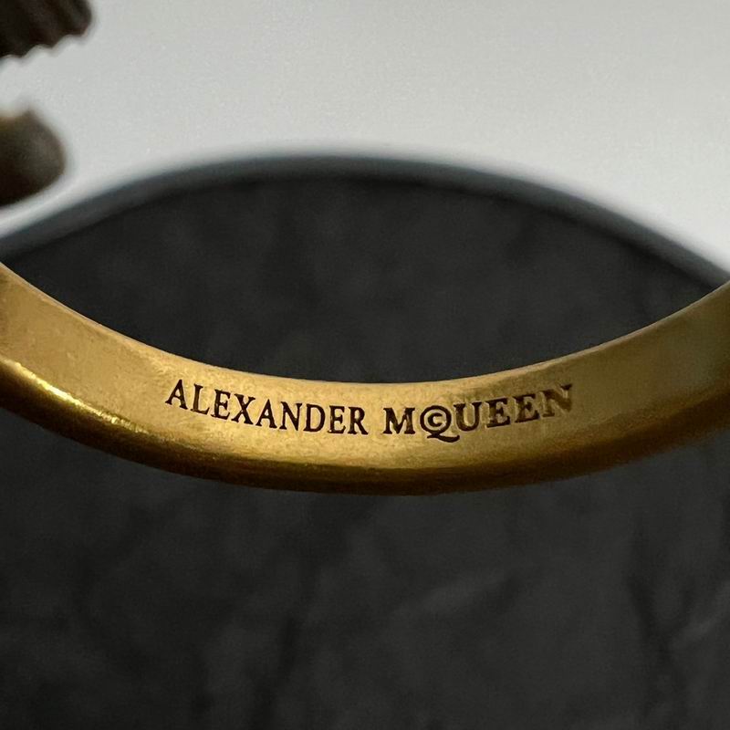 McQueen ring 01lyx1 (6)