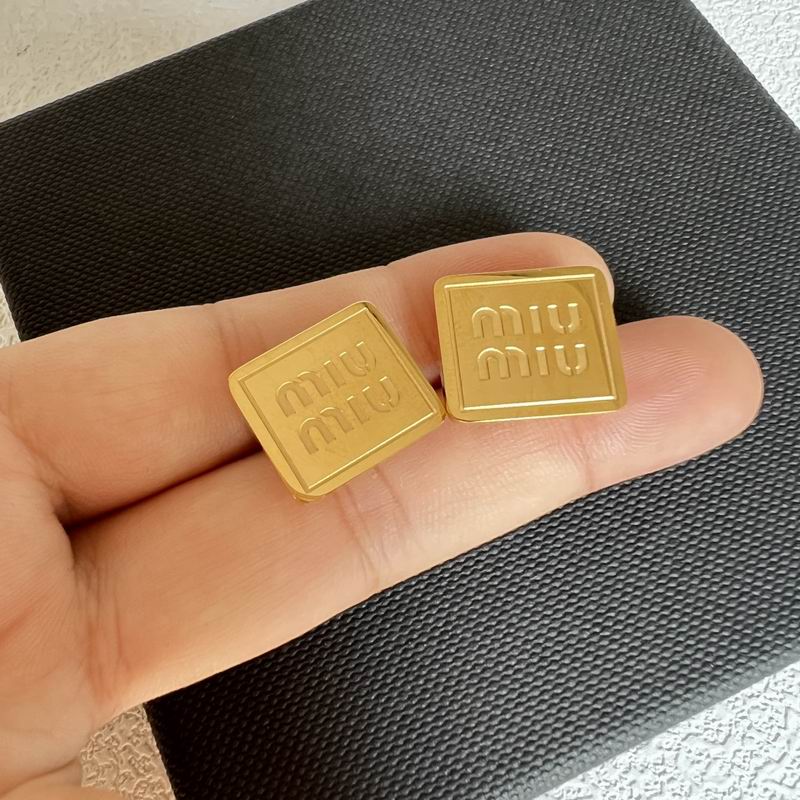 MiuMiu Earring 10lyr19 (4)