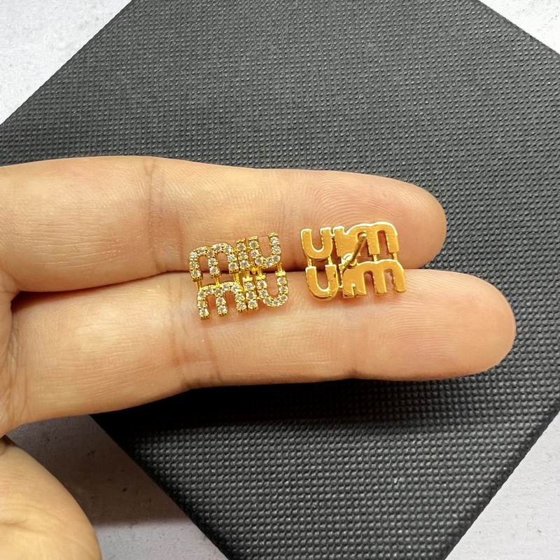 MiuMiu Earring 10lyr20 (2)