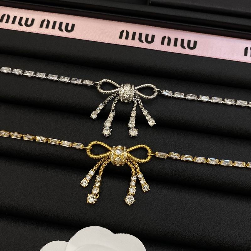 MiuMiu Necklace 09lyr1 (2)