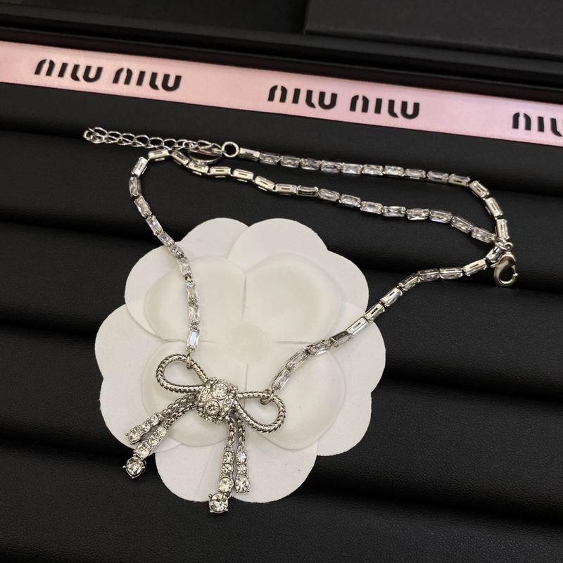 MiuMiu Necklace 09lyr1 (3)