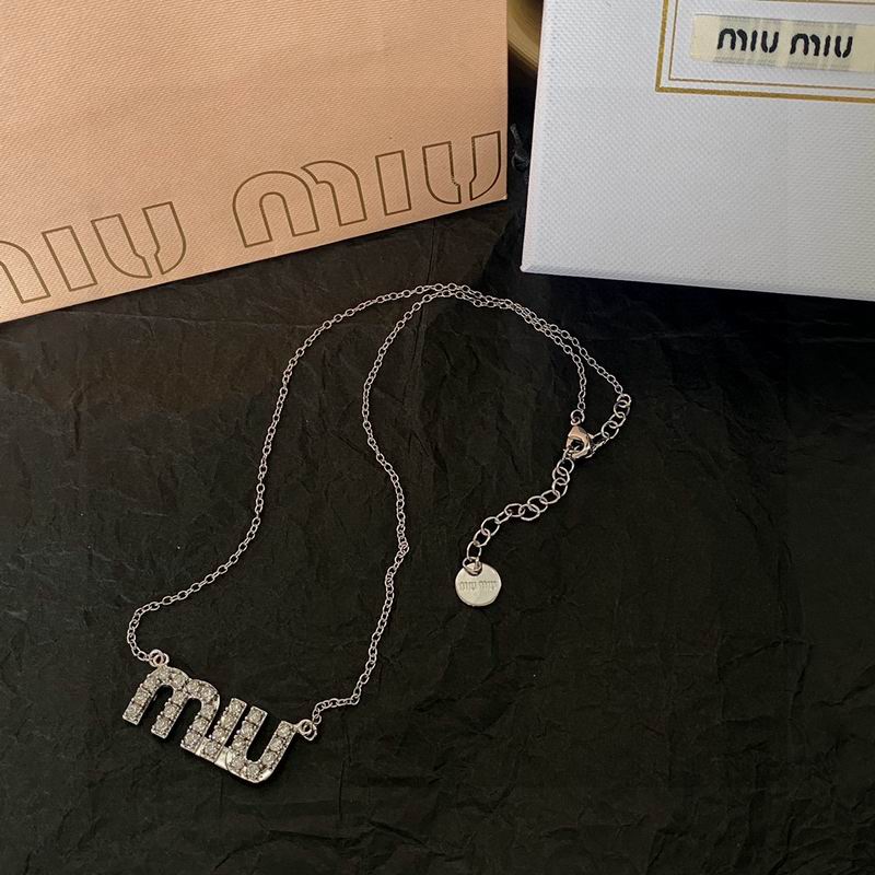 MiuMiu Necklace 10lyr3 (1)