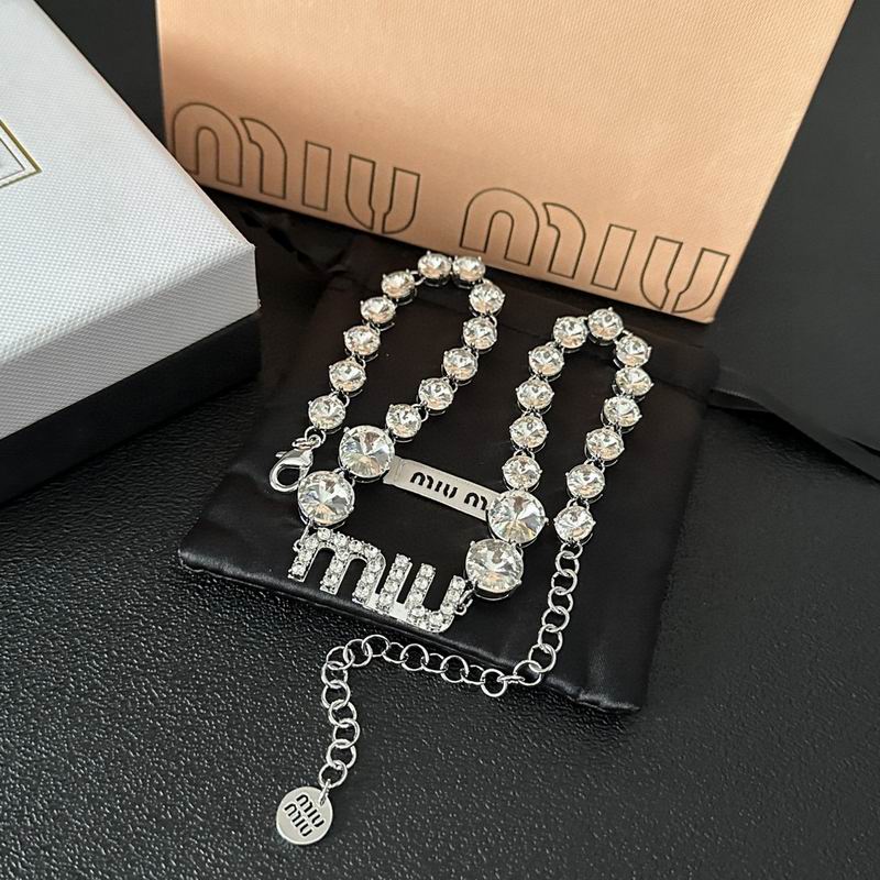 MiuMiu Necklace 10lyr4 (1)