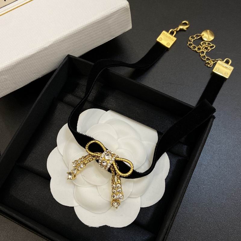 MiuMiu Necklace 11lyr6 (2)