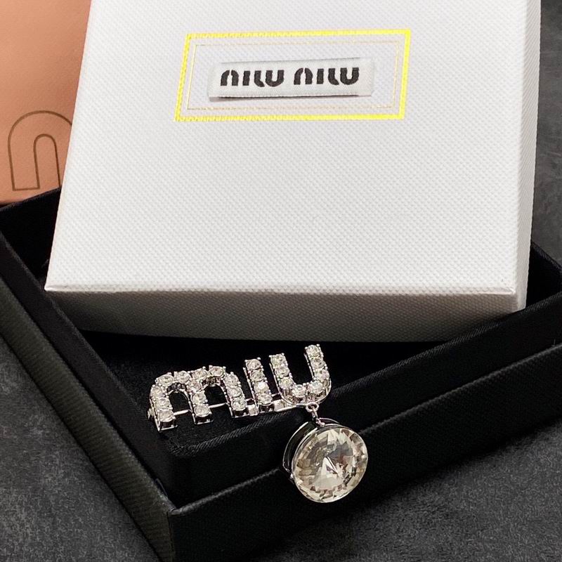 MiuMiu brooch 09lyr1(9)