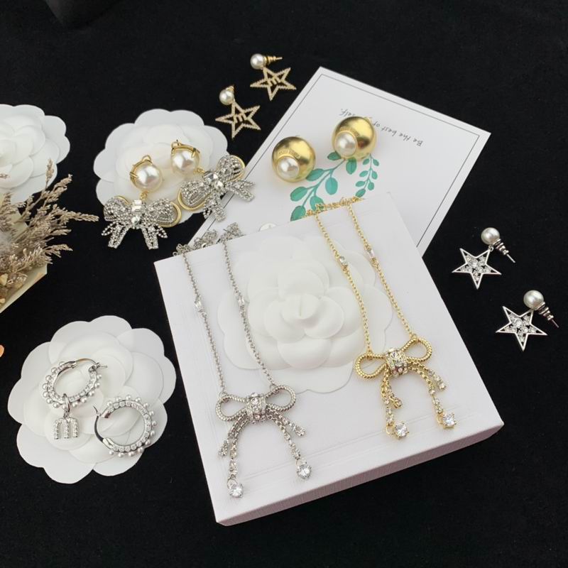 MiuMiu suits 09lyr1 (3)