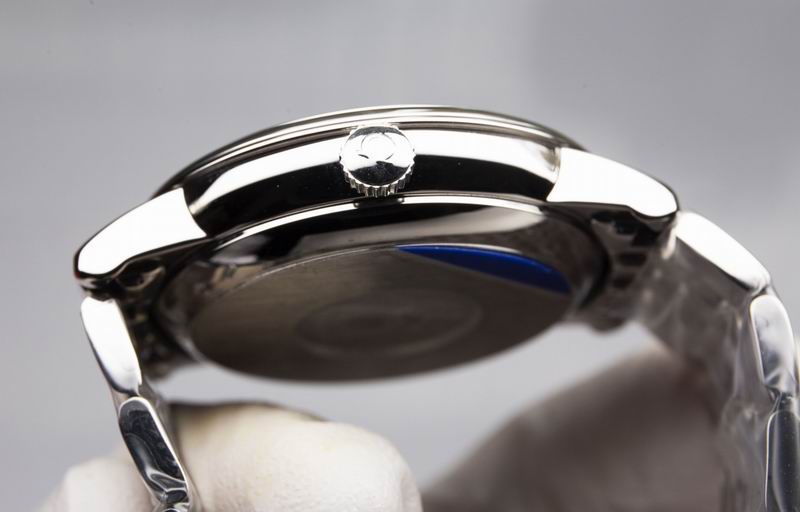 Omega M39.5mm W32.7mm 57 (8)