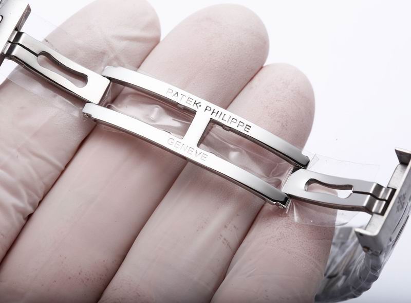 Patek Philippe 42.5X12.3mm 44 (20)