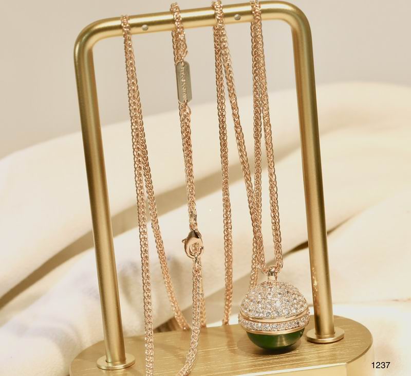 Piaget necklace 11lyx2 (14)