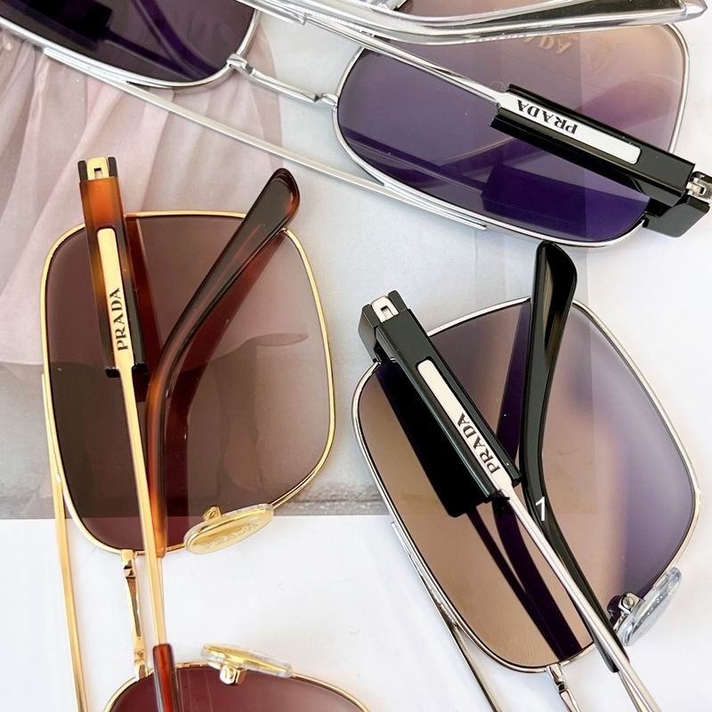 Prada PR67ZS 56 18-145 a08