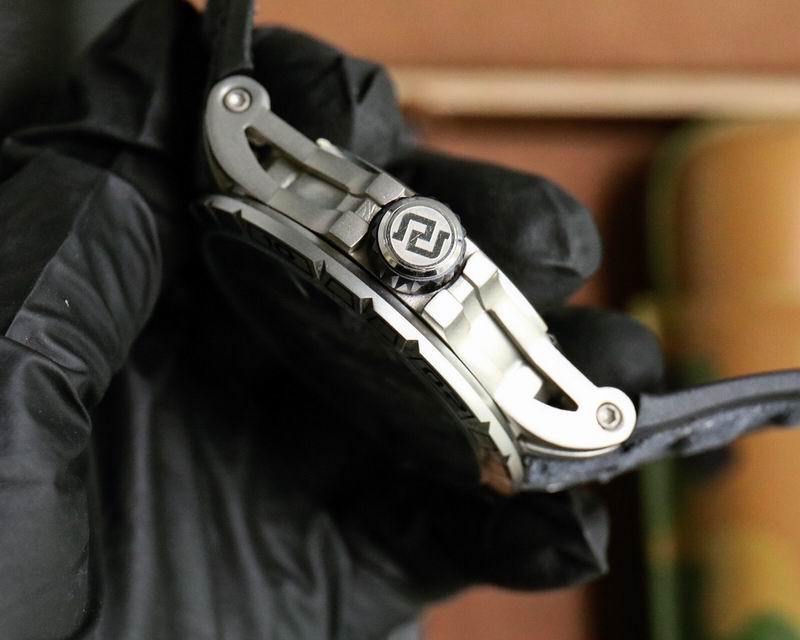 Roger Dubuis 46mm 09 (10)