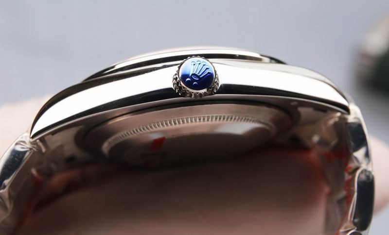 Rolex 41mm 79-Day Date (7)