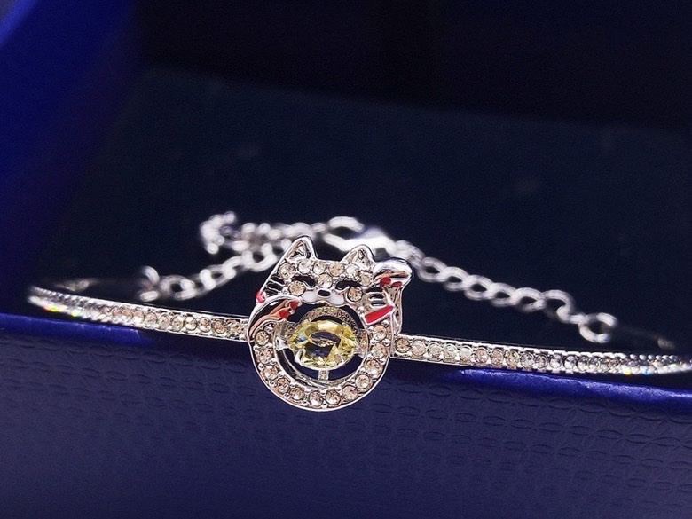 Swarovski Bracelet 03lyr19 (1)