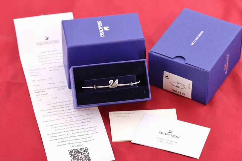 Swarovski Bracelet 03lyr50 (2)