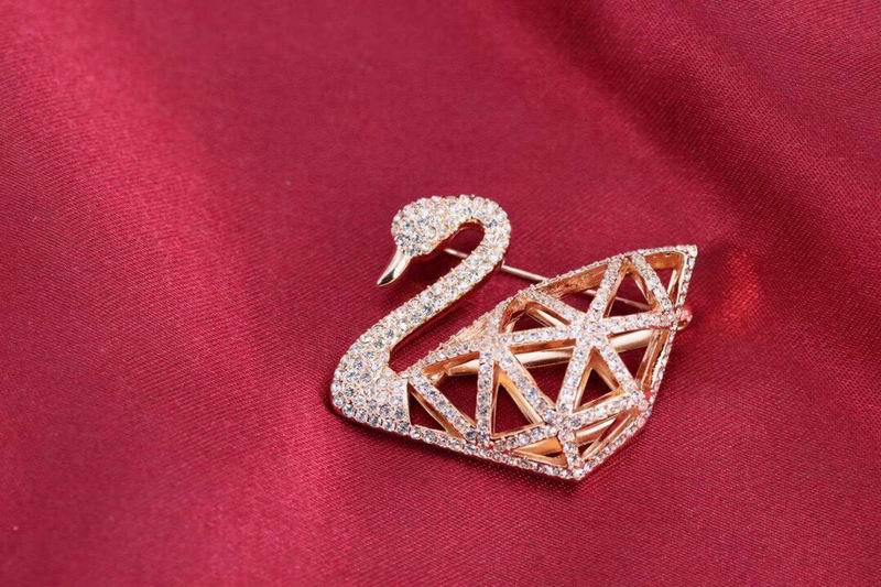 Swarovski Brooch 03lyr01 (7)