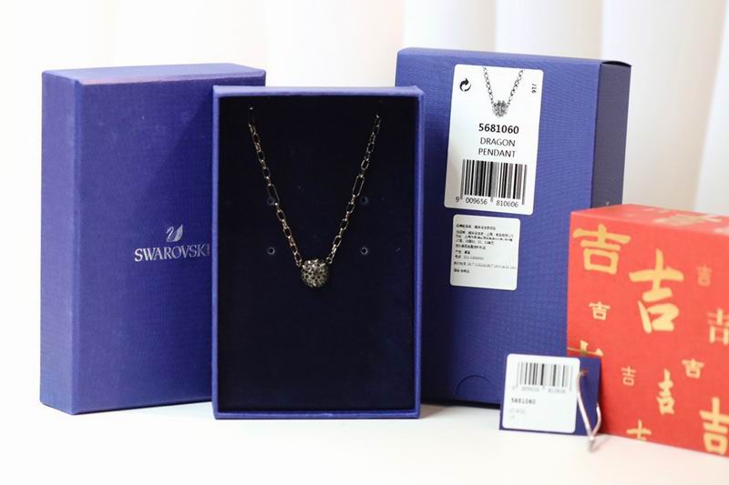 Swarovski Necklace 01lyr41 (6)