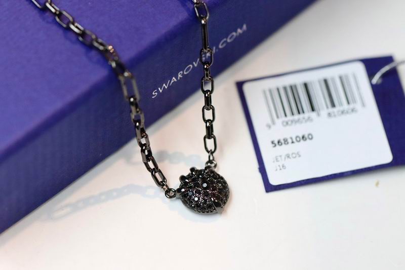 Swarovski Necklace 01lyr41 (9)