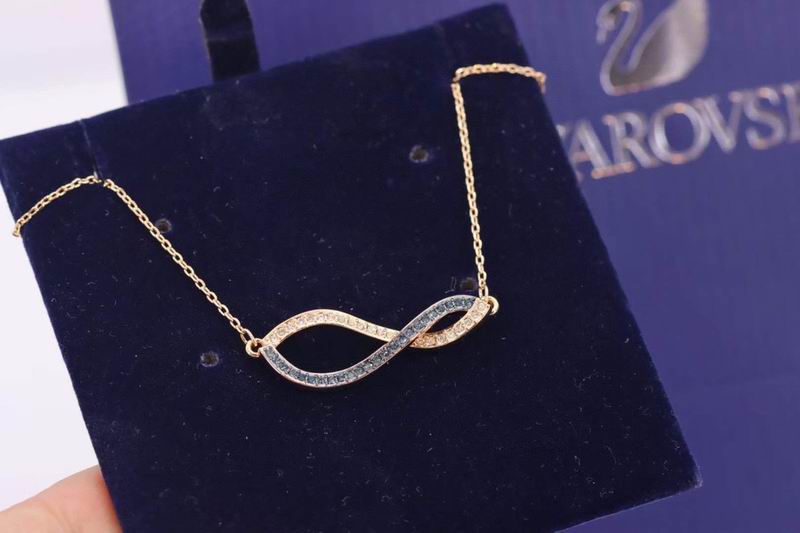Swarovski Necklace 01lyr61 (2)