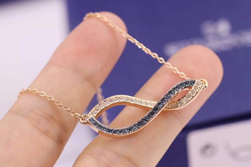 Swarovski Necklace 01lyr61 (4)