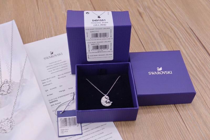 Swarovski Necklace 03lyr116 (1)