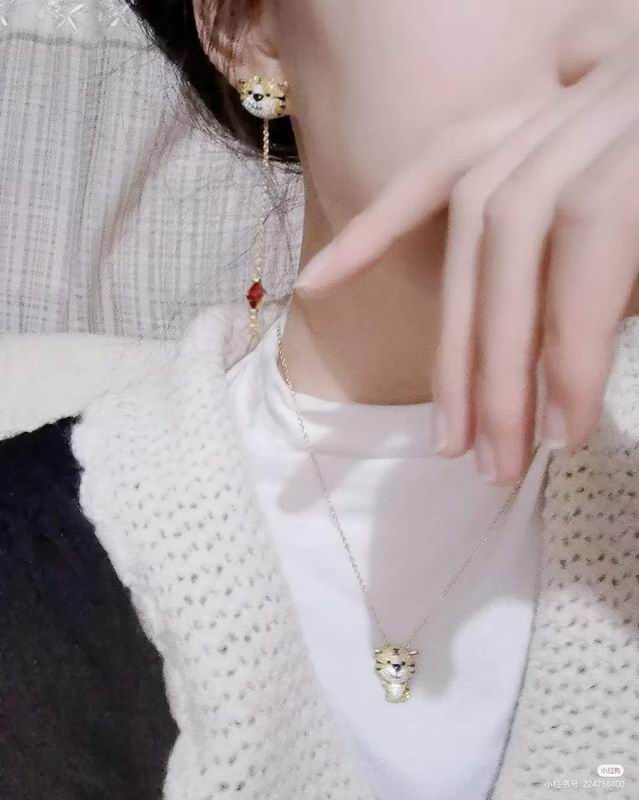 Swarovski Necklace 03lyr97 (8)