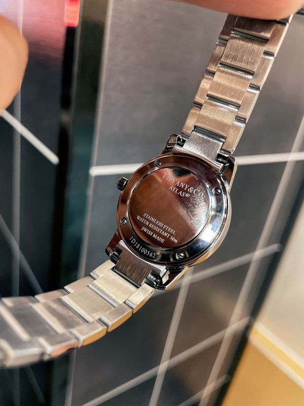 Tiffany & Co 28mm 02 (8)