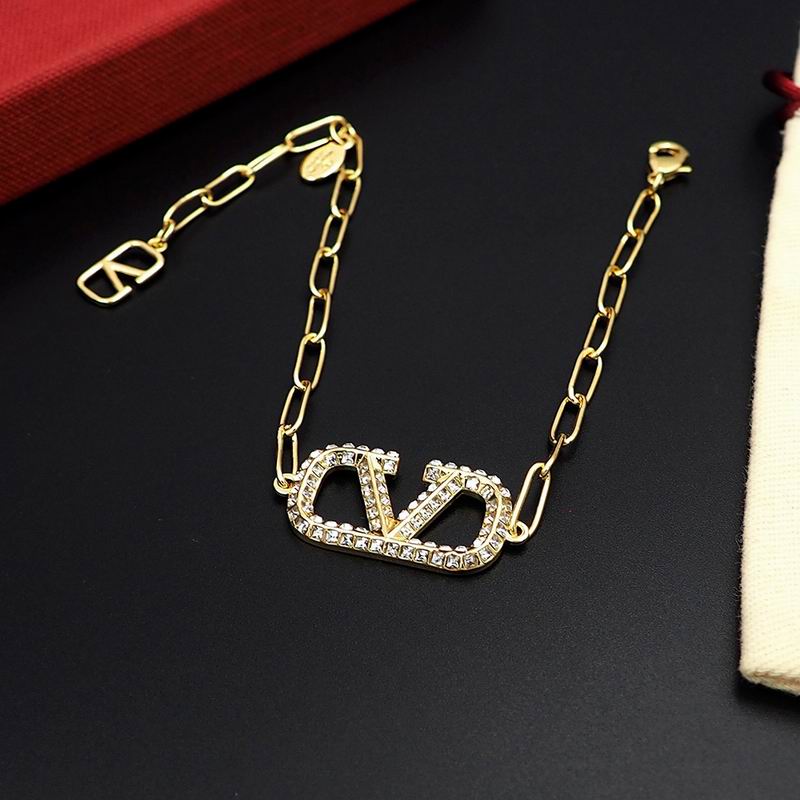 Valentino bracelet 11lyx2 (7)