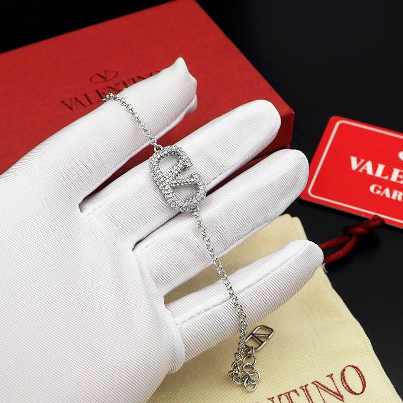 Valentino bracelet 11lyx3 (15)