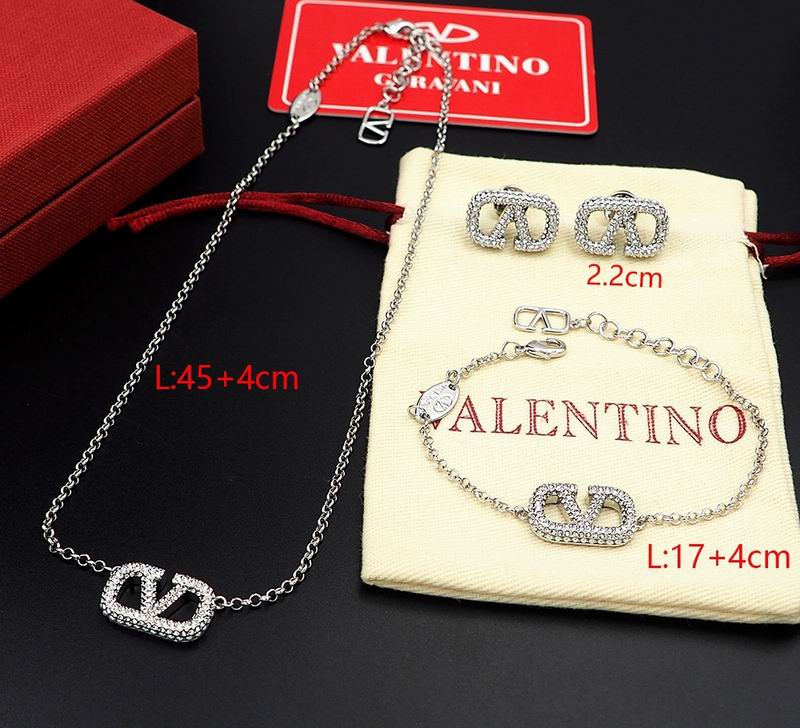 Valentino bracelet 11lyx3 (16)