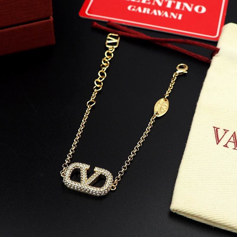 Valentino bracelet 11lyx3 (3)