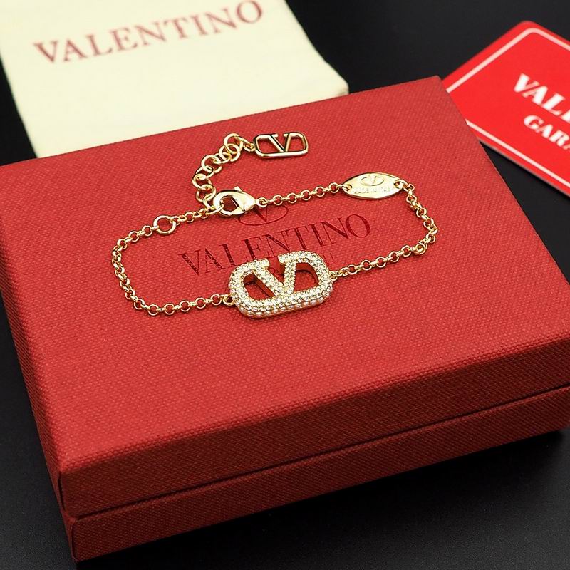 Valentino bracelet 11lyx3 (4)