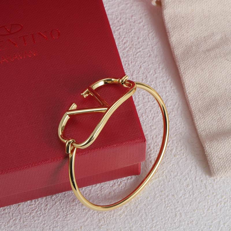 Valentino bracelet 11lyx6 (3)