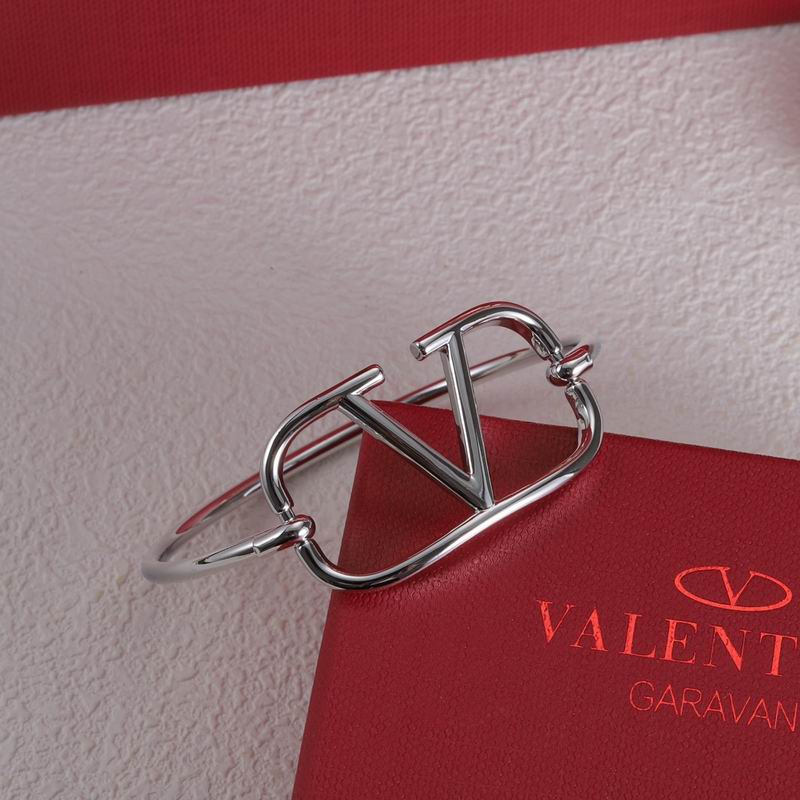 Valentino bracelet 11lyx6 (4)