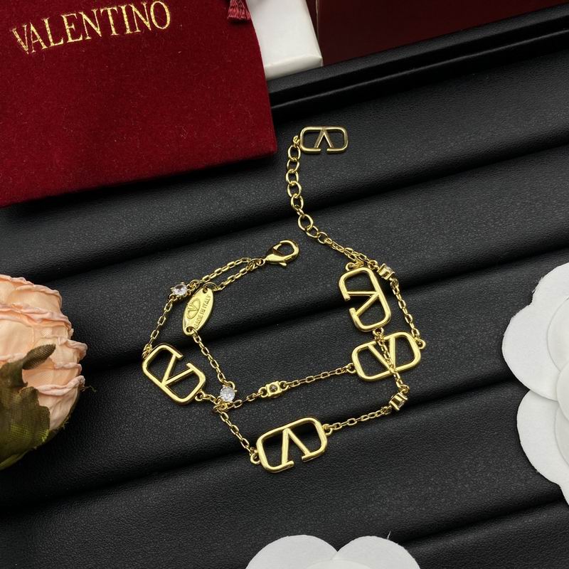Valentino bracelet 12lyx7 (6)