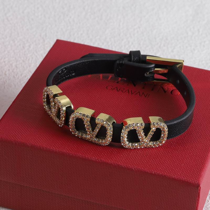 Valentino bracelet 12lyx8   (6)