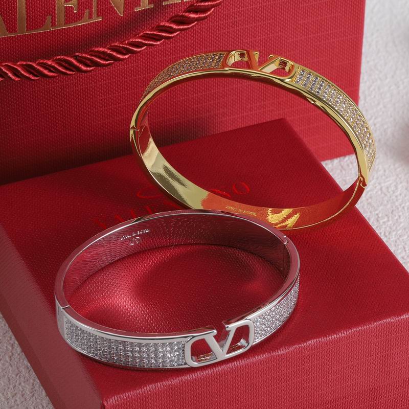Valentino bracelet 12lyx9 (2)