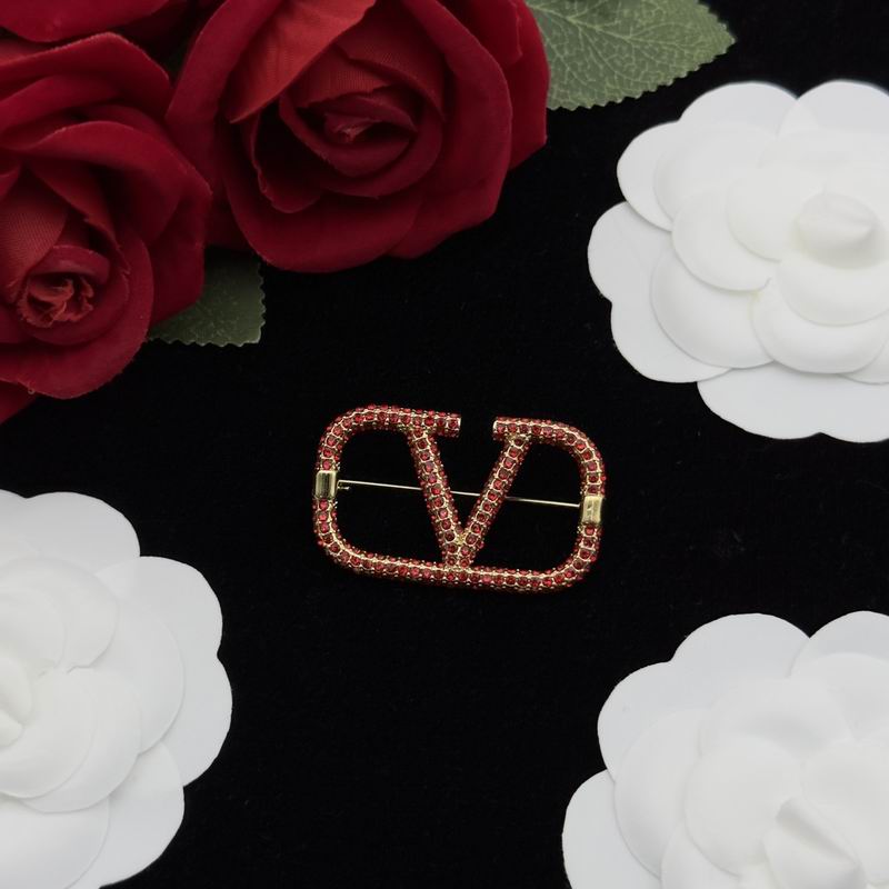 Valentino brooch 12lyx7 (2)