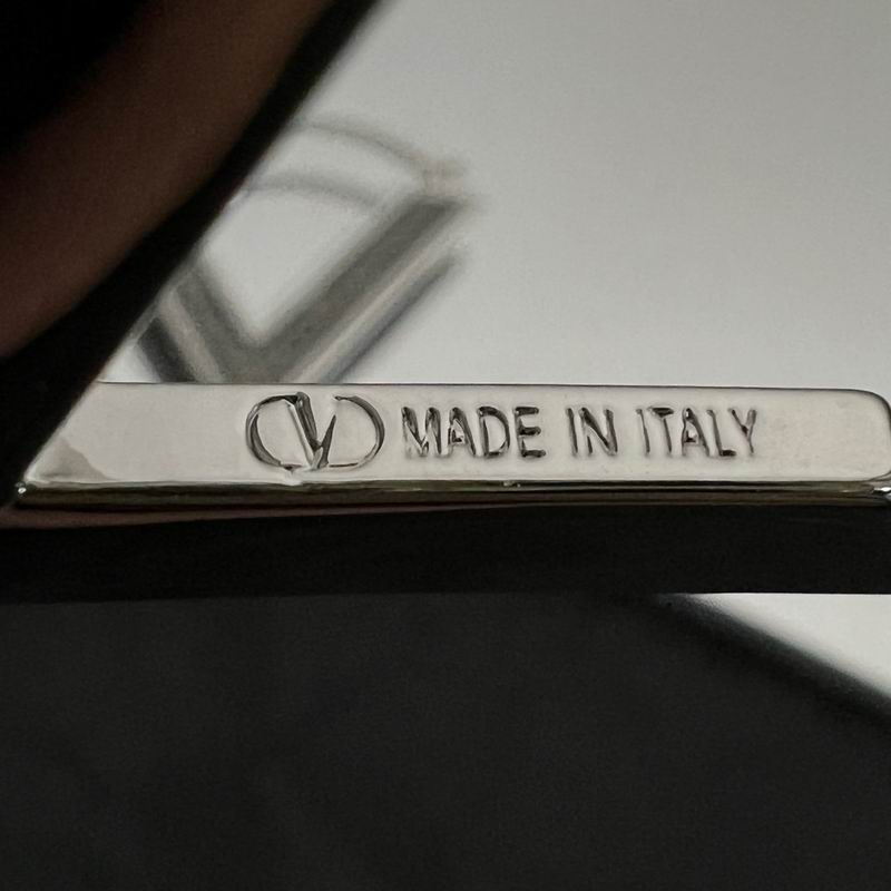 Valentino earring 01yx49 (12)