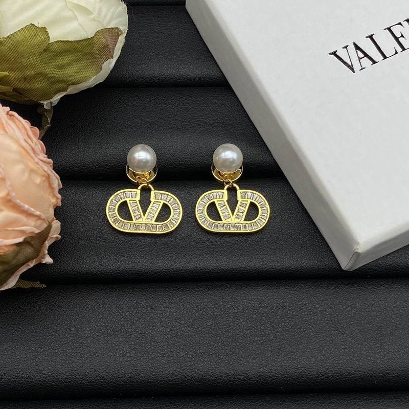 Valentino earring 10lyx6 (2)