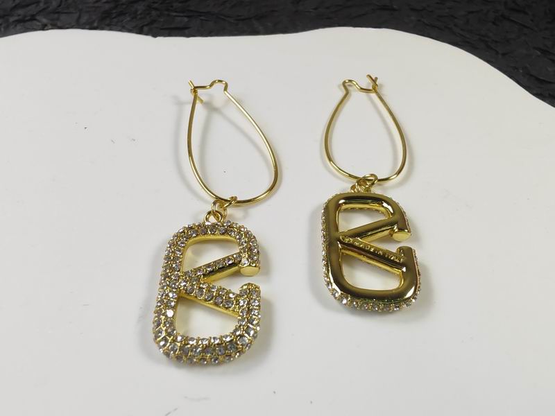 Valentino earring 11lyx14 (6)