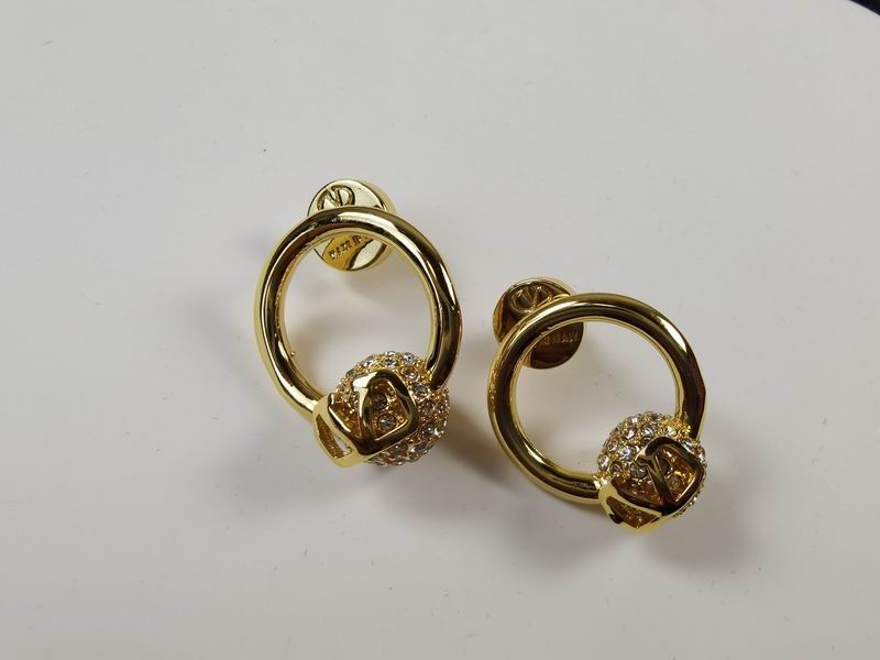 Valentino earring 11lyx15 (2)
