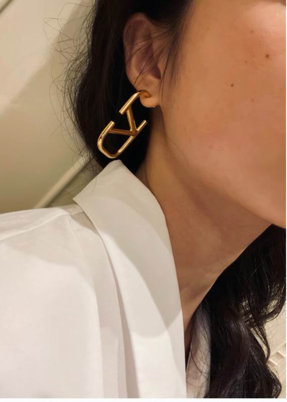 Valentino earring 11lyx18 (2)
