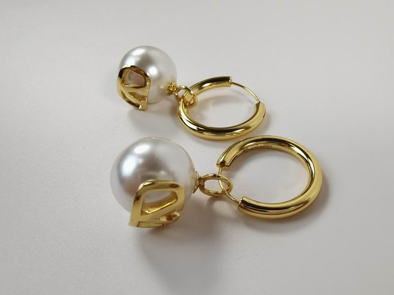 Valentino earring 11lyx19 (2)