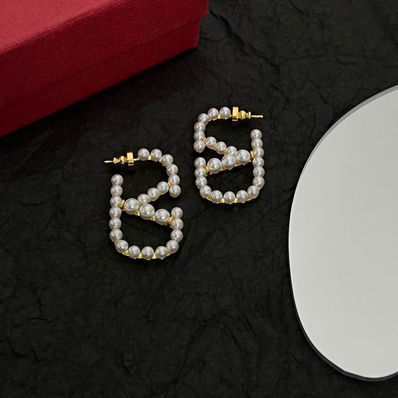 Valentino earring 11lyx28 (3)