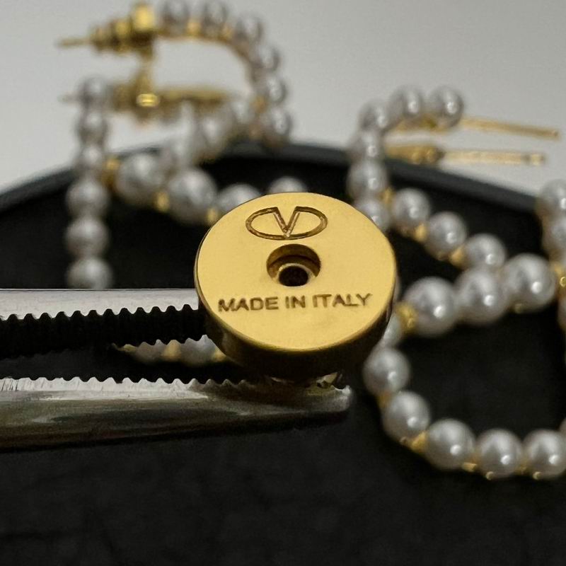 Valentino earring 11lyx28 (6)