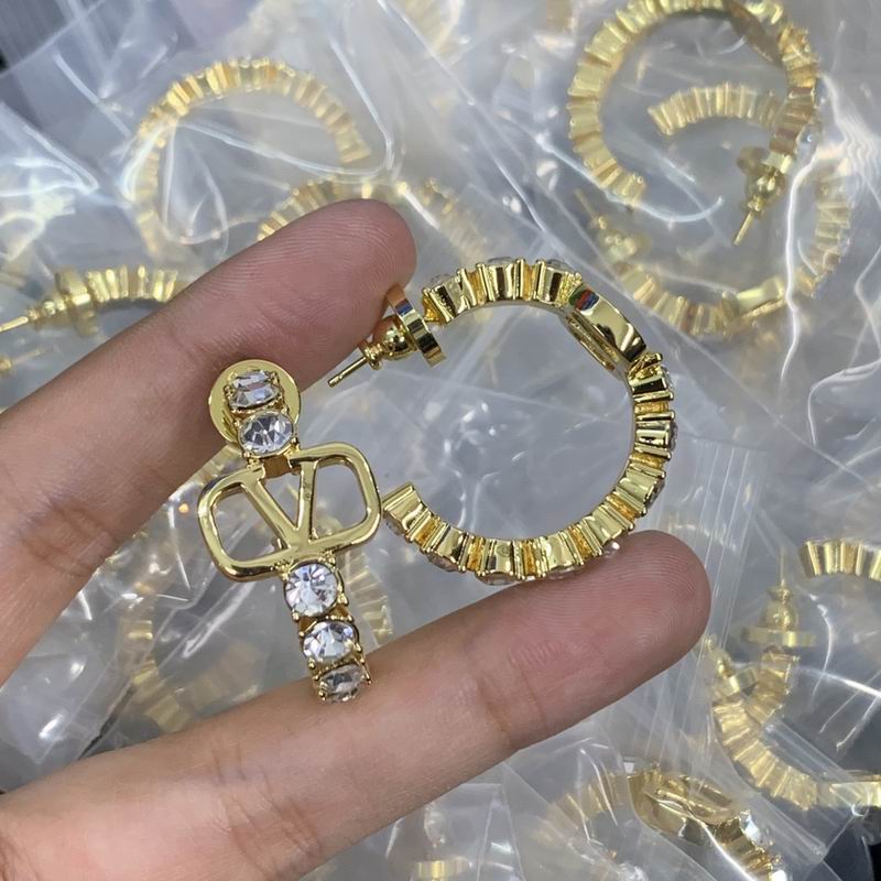 Valentino earring 12yx33 (1)