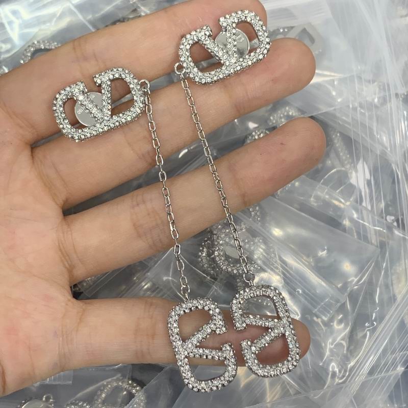 Valentino earring 12yx39 (2)