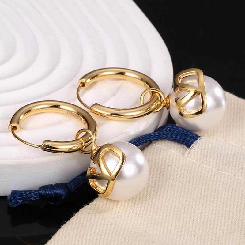 Valentino earring 12yx45 (7)