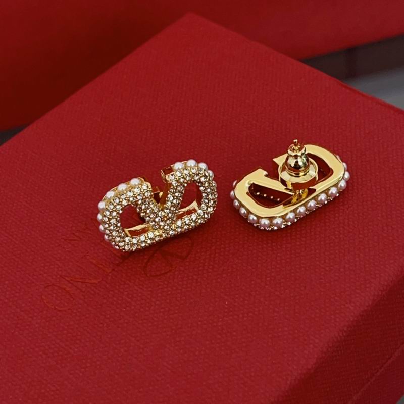 Valentino earring 12yx46 (3)