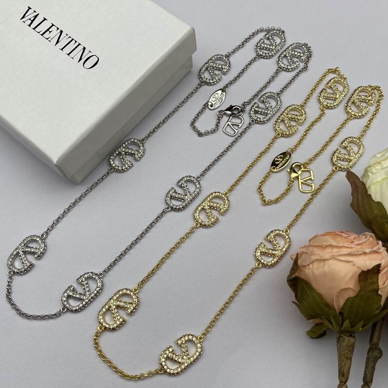 Valentino necklace 09lyx1 (2)